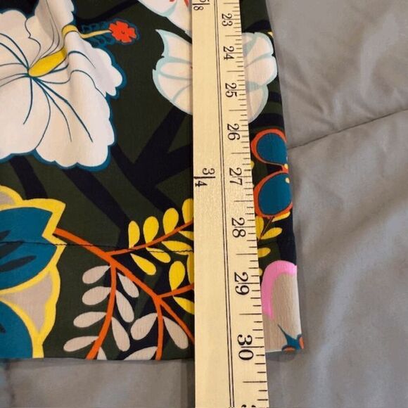 Rachel Roy Zandra Jumpsuit Sleeveless Smocked Zipper Back Black Floral Size 2 - Picture 14 of 16